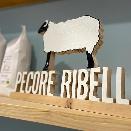 Pecore Ribelli Mira Buitenkant foto